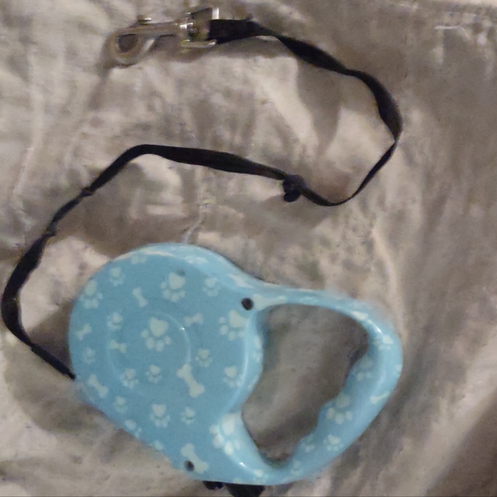 Dog Retractable Blue Leash 15ft.